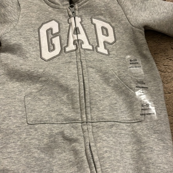 6-12 months GAP jumpsuit with bear ears - Picture 3 of 4